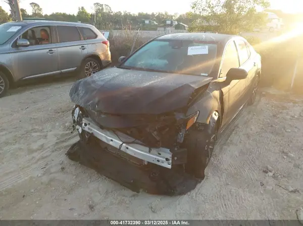 4T1G11AKXMU514191 2021 TOYOTA CAMRY - Image 2