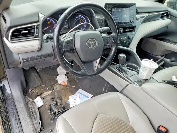 4T1G11AKXMU521688 2021 TOYOTA CAMRY - Image 8