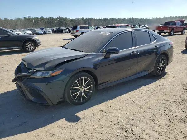 4T1G11AKXMU523277 2021 TOYOTA CAMRY - Image 1