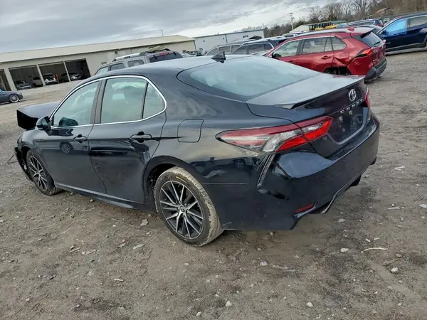 4T1G11AKXMU525529 2021 TOYOTA CAMRY - Image 2