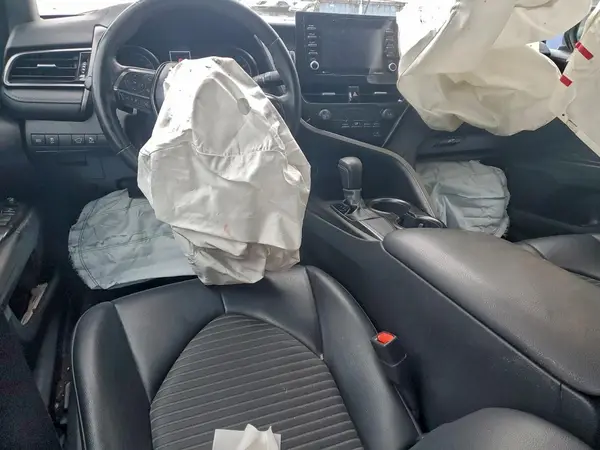 4T1G11AKXMU529239 2021 TOYOTA CAMRY - Image 8