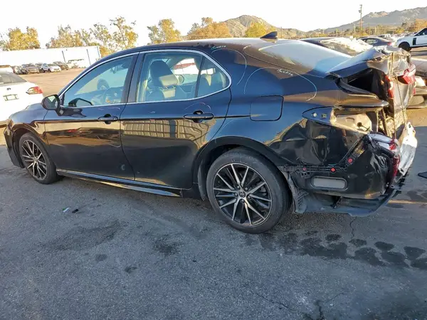 4T1G11AKXMU532206 2021 TOYOTA CAMRY - Image 2