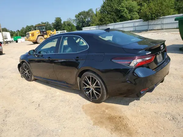 4T1G11AKXMU534036 2021 TOYOTA CAMRY - Image 2