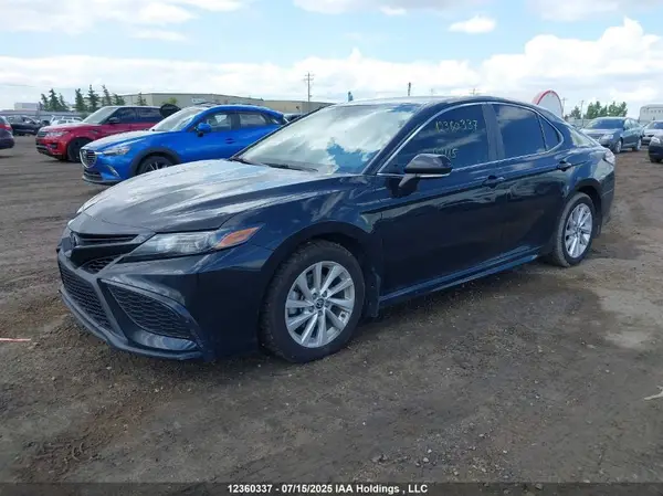 4T1G11AKXMU538328 2021 TOYOTA CAMRY - Image 2