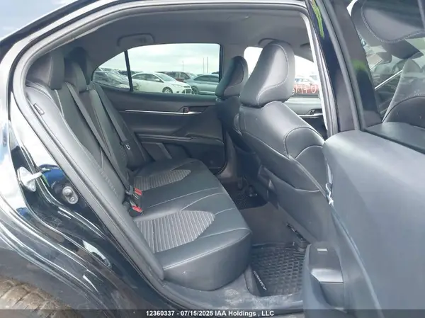 4T1G11AKXMU538328 2021 TOYOTA CAMRY - Image 8