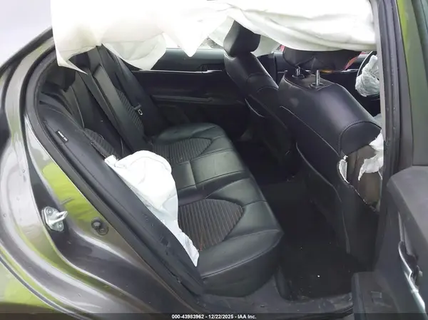 4T1G11AKXMU538796 2021 TOYOTA CAMRY - Image 8
