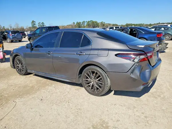 4T1G11AKXMU540838 2021 TOYOTA CAMRY - Image 2