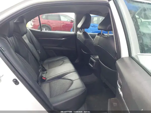4T1G11AKXMU552956 2021 TOYOTA CAMRY - Image 8