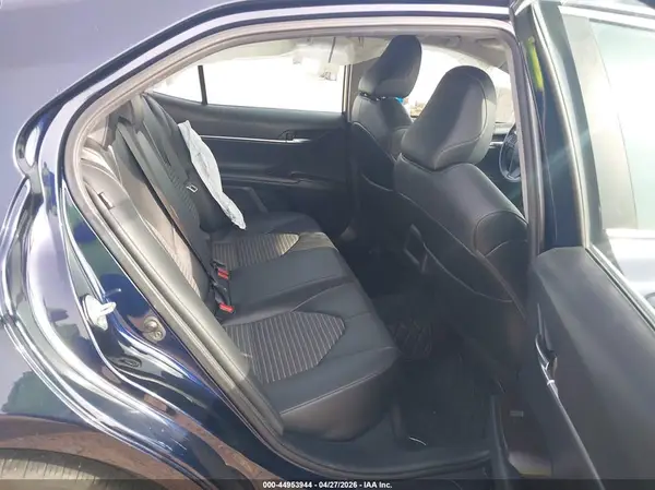4T1G11AKXMU553959 2021 TOYOTA CAMRY - Image 8