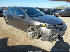 4T1G11AKXMU555226 2021 TOYOTA CAMRY