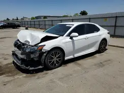 4T1G11AKXMU558112 2021 TOYOTA CAMRY