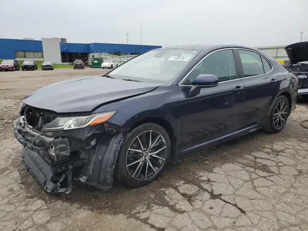 4T1G11AKXMU559874 2021 TOYOTA CAMRY - Image 1