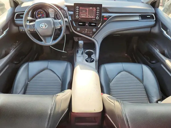 4T1G11AKXMU560412 2021 TOYOTA CAMRY - Image 8