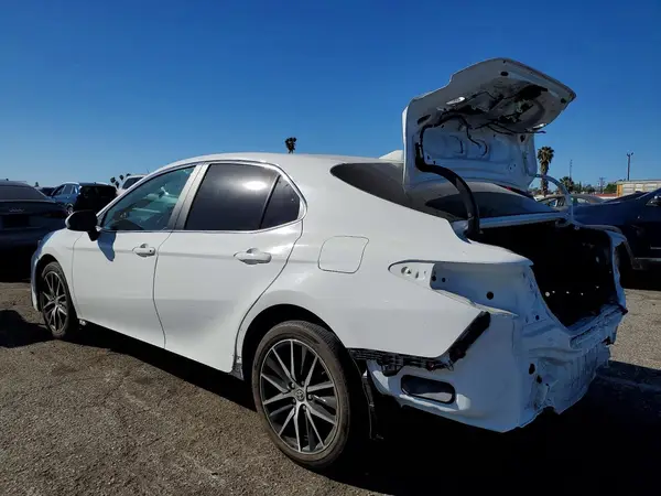 4T1G11AKXMU566730 2021 TOYOTA CAMRY - Image 2