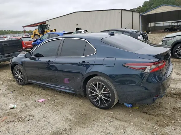 4T1G11AKXMU567974 2021 TOYOTA CAMRY - Image 2