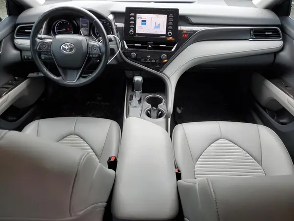 4T1G11AKXMU567974 2021 TOYOTA CAMRY - Image 8