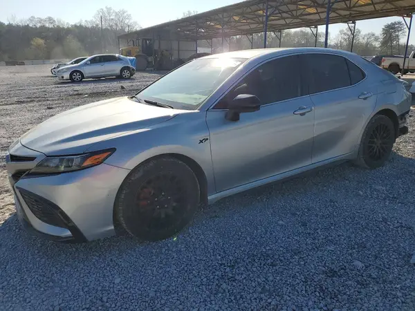 4T1G11AKXMU575881 2021 TOYOTA CAMRY - Image 1