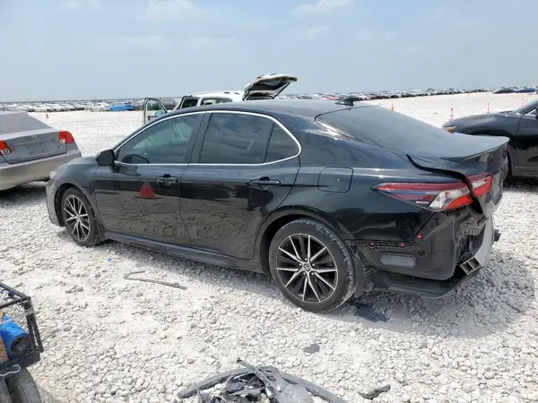4T1G11AKXMU577582 2021 TOYOTA CAMRY - Image 2