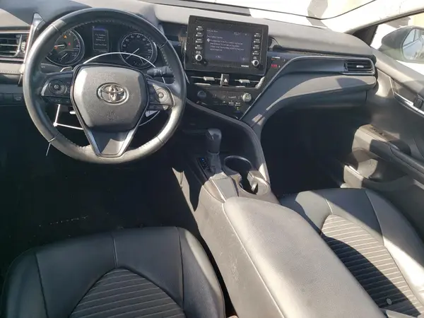 4T1G11AKXMU586668 2021 TOYOTA CAMRY - Image 8