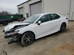 4T1G11AKXMU587366 2021 TOYOTA CAMRY