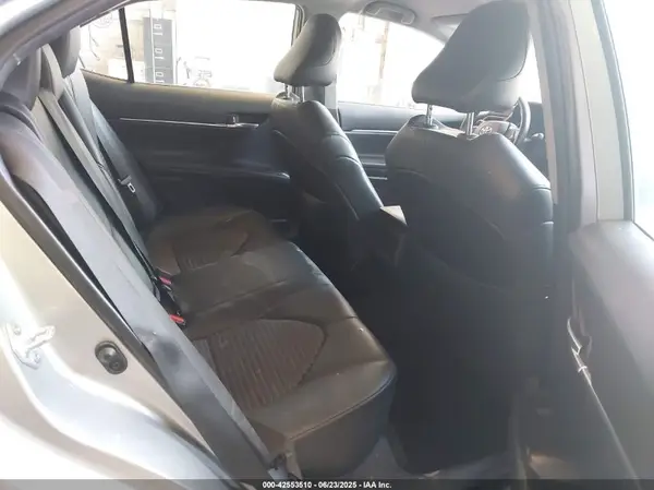 4T1G11AKXMU588422 2021 TOYOTA CAMRY - Image 8