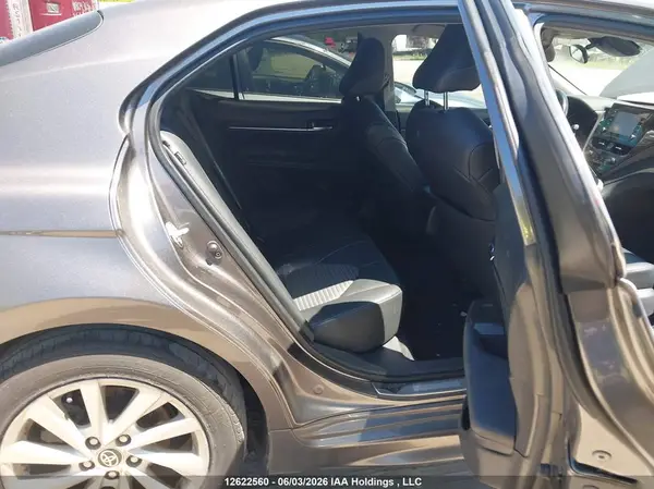4T1G11AKXMU589859 2021 TOYOTA CAMRY - Image 8