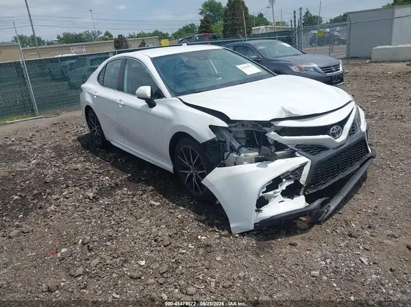 4T1G11AKXMU599050 2021 TOYOTA CAMRY - Image 1