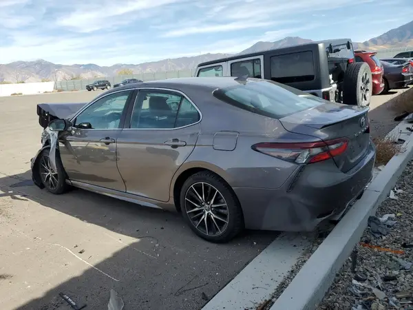4T1G11AKXMU599274 2021 TOYOTA CAMRY - Image 2