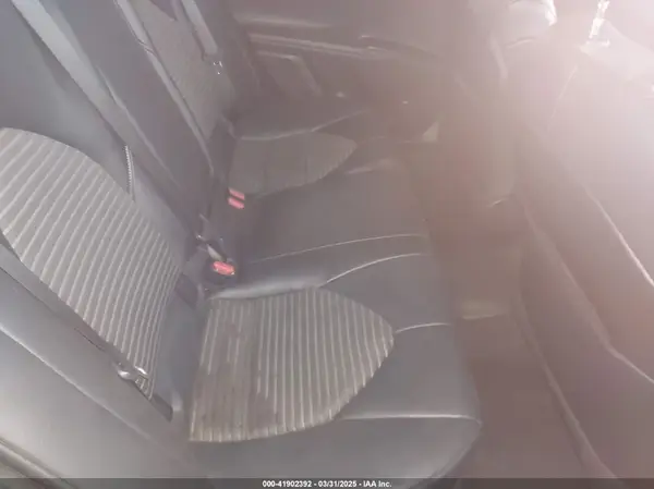 4T1G11AKXMU599663 2021 TOYOTA CAMRY - Image 8