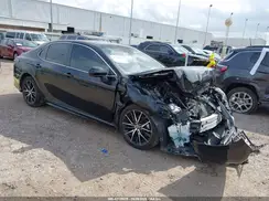 4T1G11AKXMU600732 2021 TOYOTA CAMRY