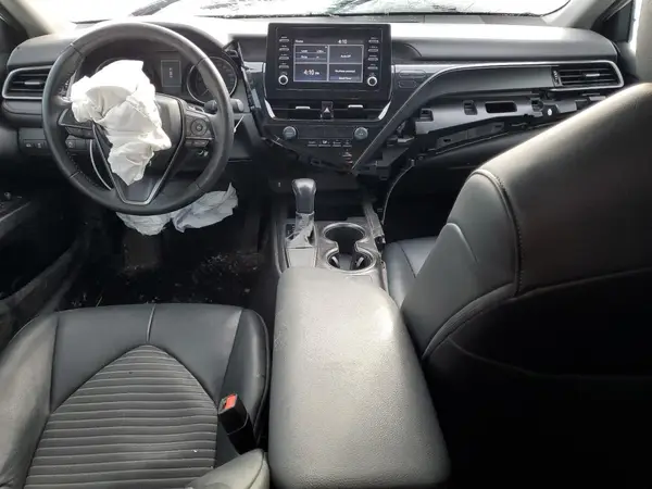 4T1G11AKXMU603579 2021 TOYOTA CAMRY - Image 8