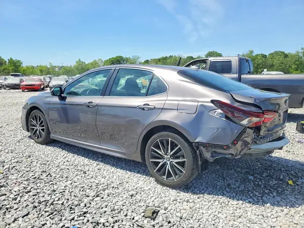 4T1G11AKXMU609026 2021 TOYOTA CAMRY - Image 2