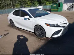 4T1G11AKXMU614405 2021 TOYOTA CAMRY