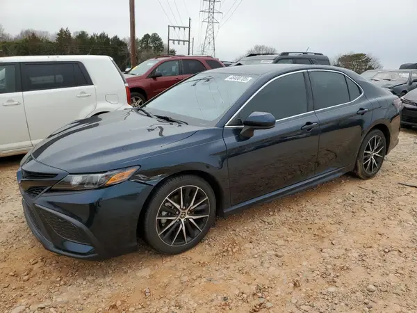 4T1G11AKXMU614761 2021 TOYOTA CAMRY - Image 1