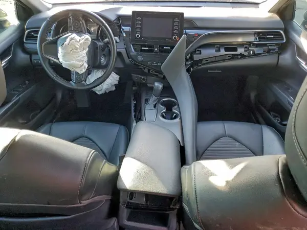 4T1G11AKXMU615182 2021 TOYOTA CAMRY - Image 8