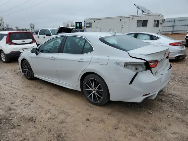 4T1G11AKXNU010788 2022 TOYOTA CAMRY - Image 2