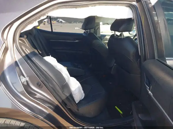 4T1G11AKXNU018714 2022 TOYOTA CAMRY - Image 8