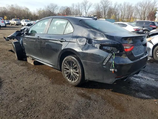 4T1G11AKXNU021547 2022 TOYOTA CAMRY - Image 2