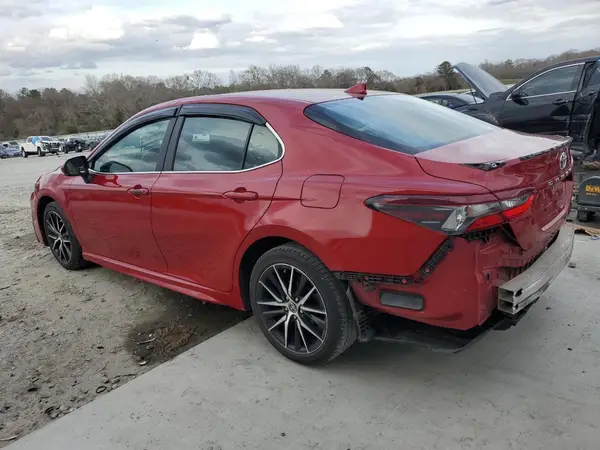 4T1G11AKXNU039899 2022 TOYOTA CAMRY - Image 2