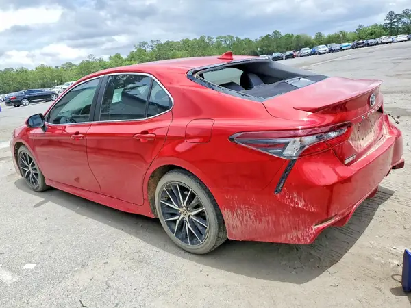 4T1G11AKXNU040440 2022 TOYOTA CAMRY - Image 2