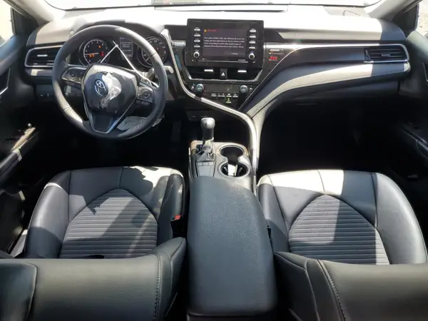 4T1G11AKXNU044794 2022 TOYOTA CAMRY - Image 8