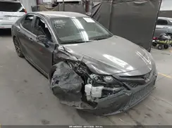4T1G11AKXNU051163 2022 TOYOTA CAMRY
