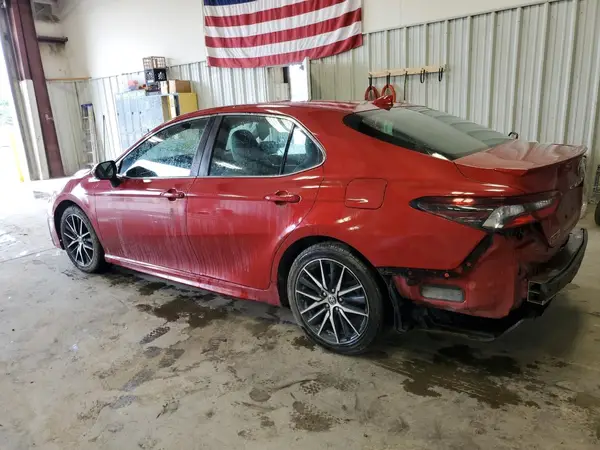 4T1G11AKXNU056797 2022 TOYOTA CAMRY - Image 2
