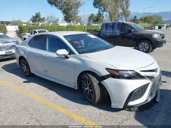4T1G11AKXNU072899 2022 TOYOTA CAMRY