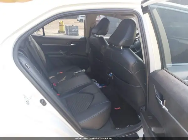 4T1G11AKXNU072966 2022 TOYOTA CAMRY - Image 8