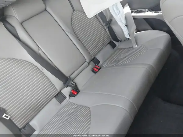 4T1G11AKXNU075740 2022 TOYOTA CAMRY - Image 8