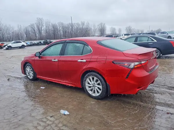 4T1G11AKXNU499371 2022 TOYOTA CAMRY - Image 2
