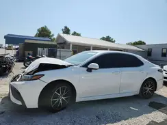 4T1G11AKXNU621310 2022 TOYOTA CAMRY