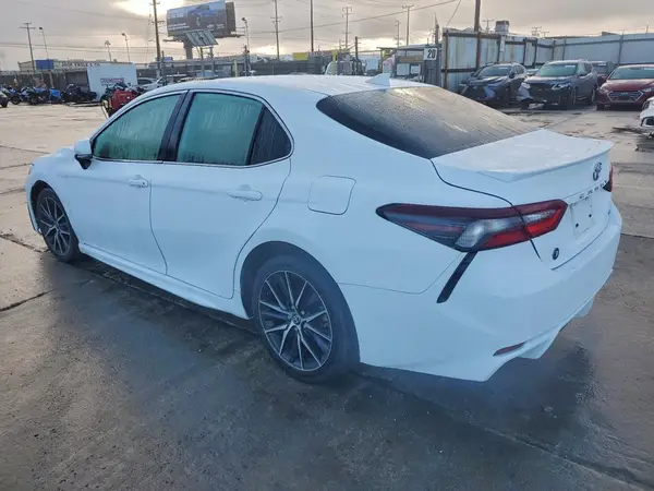 4T1G11AKXNU625468 2022 TOYOTA CAMRY - Image 2