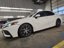 4T1G11AKXNU630931 2022 TOYOTA CAMRY